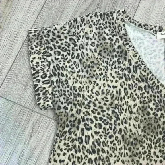 Leopard Print Short Sleeve V-Neck Dress - Mocha - Picture 7 of 7